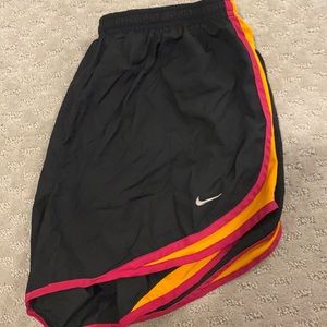 Black nike shorts